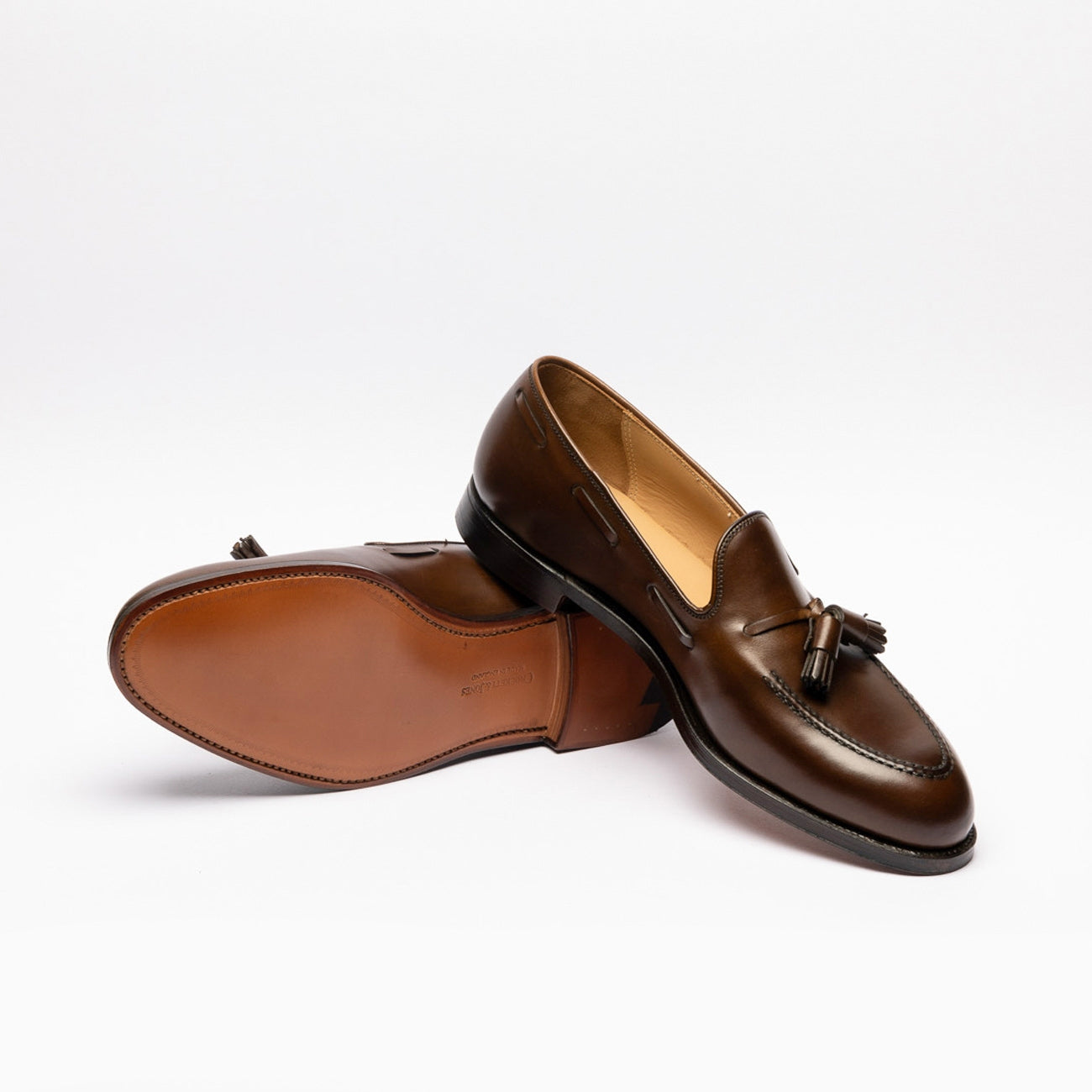 Mocassino con nappine Crockett & Jones Cavendish 2 in pelle martellata –  Iliprandi Milano